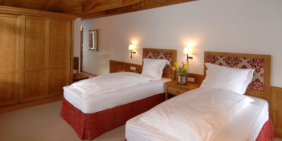 Bedroom 6 – Standard Twin